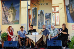 A Forum Kiadó szerzőinek estje